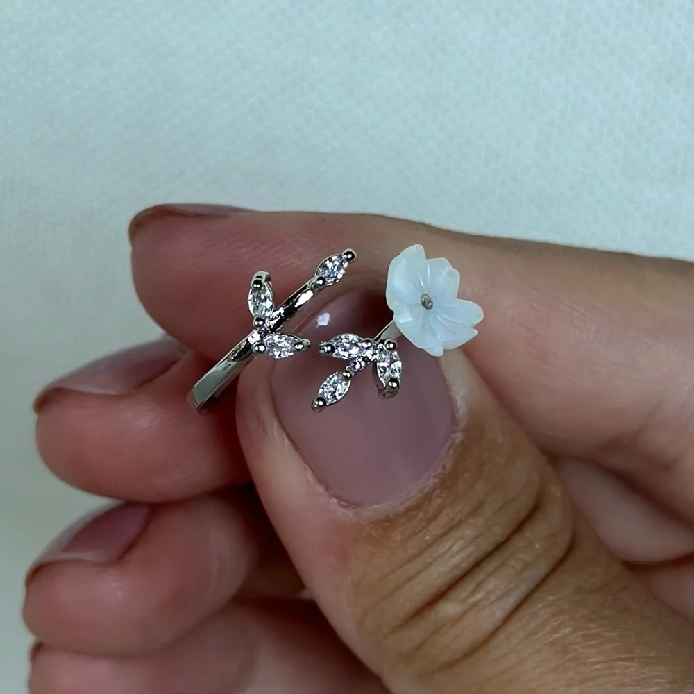 Silver 925 Flower Open Ring - Picture 2 of 9